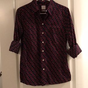 Adorable Gap Fitted Boyfriend Button Down!